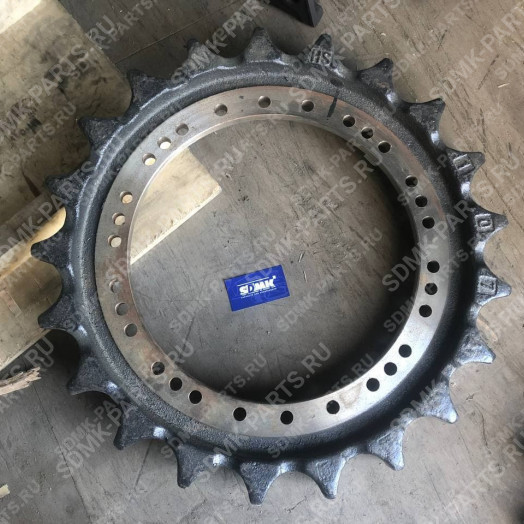 Звездочка HYUNDAI R220LC-9 81EM-10010 1