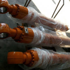 Гидроцилиндр ковша HITACHI ZX330-5G 9255452